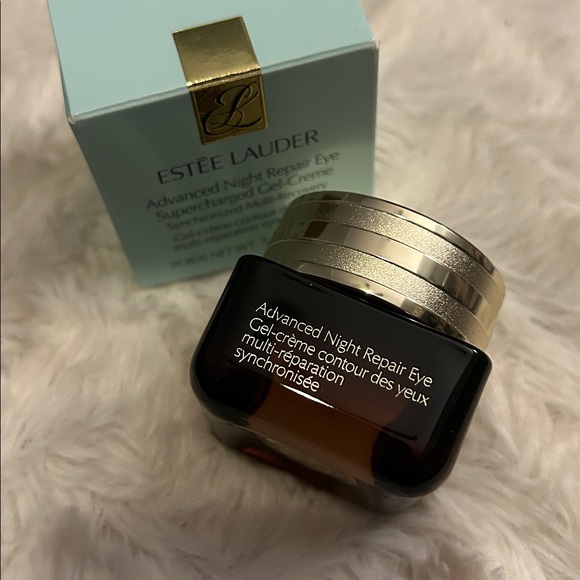 NEW Estée Lauder Advanced Night Repair Eye Gel-Cream - .5 oz - Picture 4 of 8